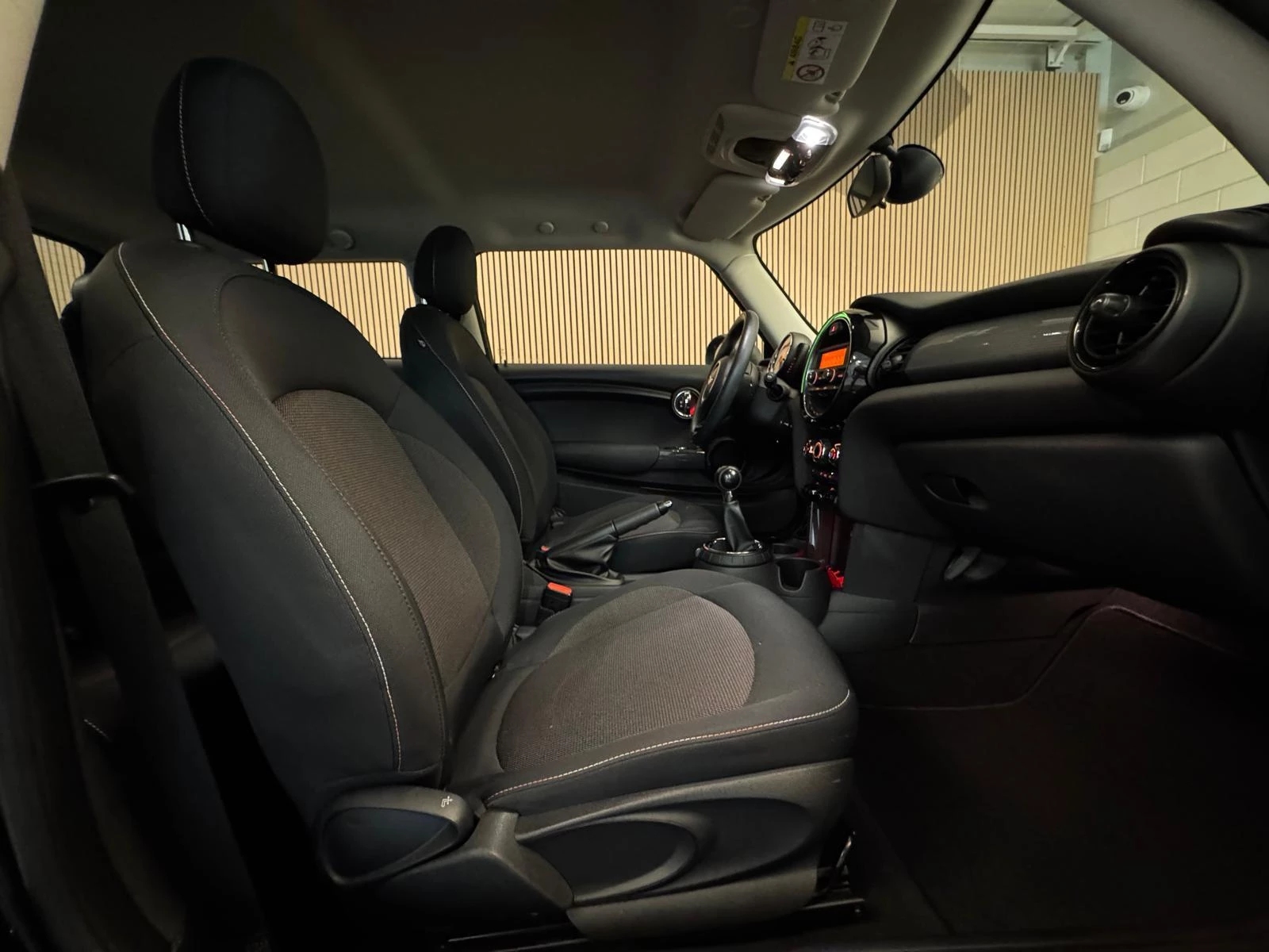 Hoofdafbeelding MINI One