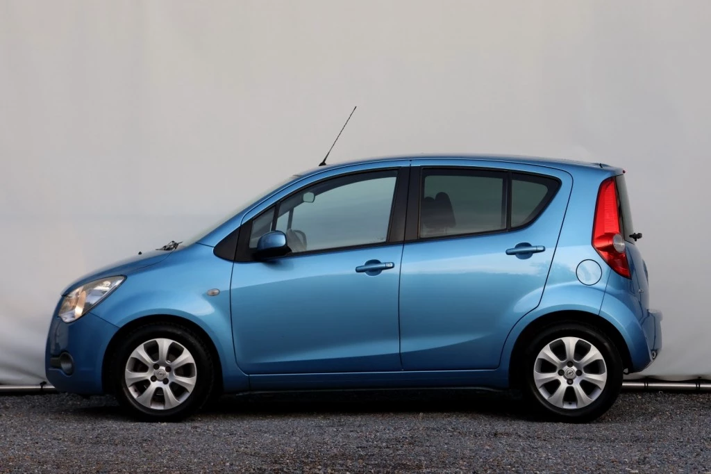 Hoofdafbeelding Opel Agila