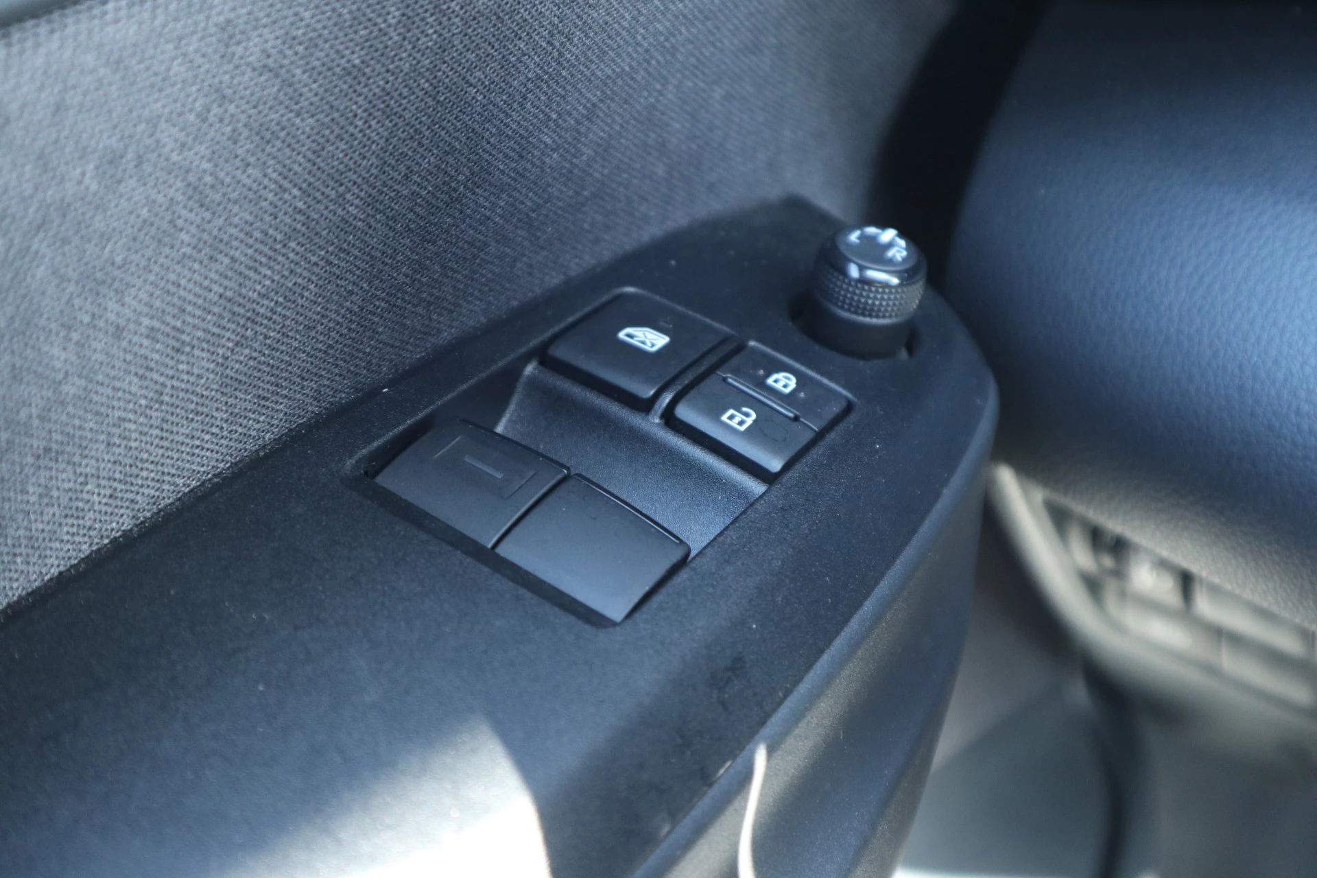 Hoofdafbeelding Mazda 2 Hybrid