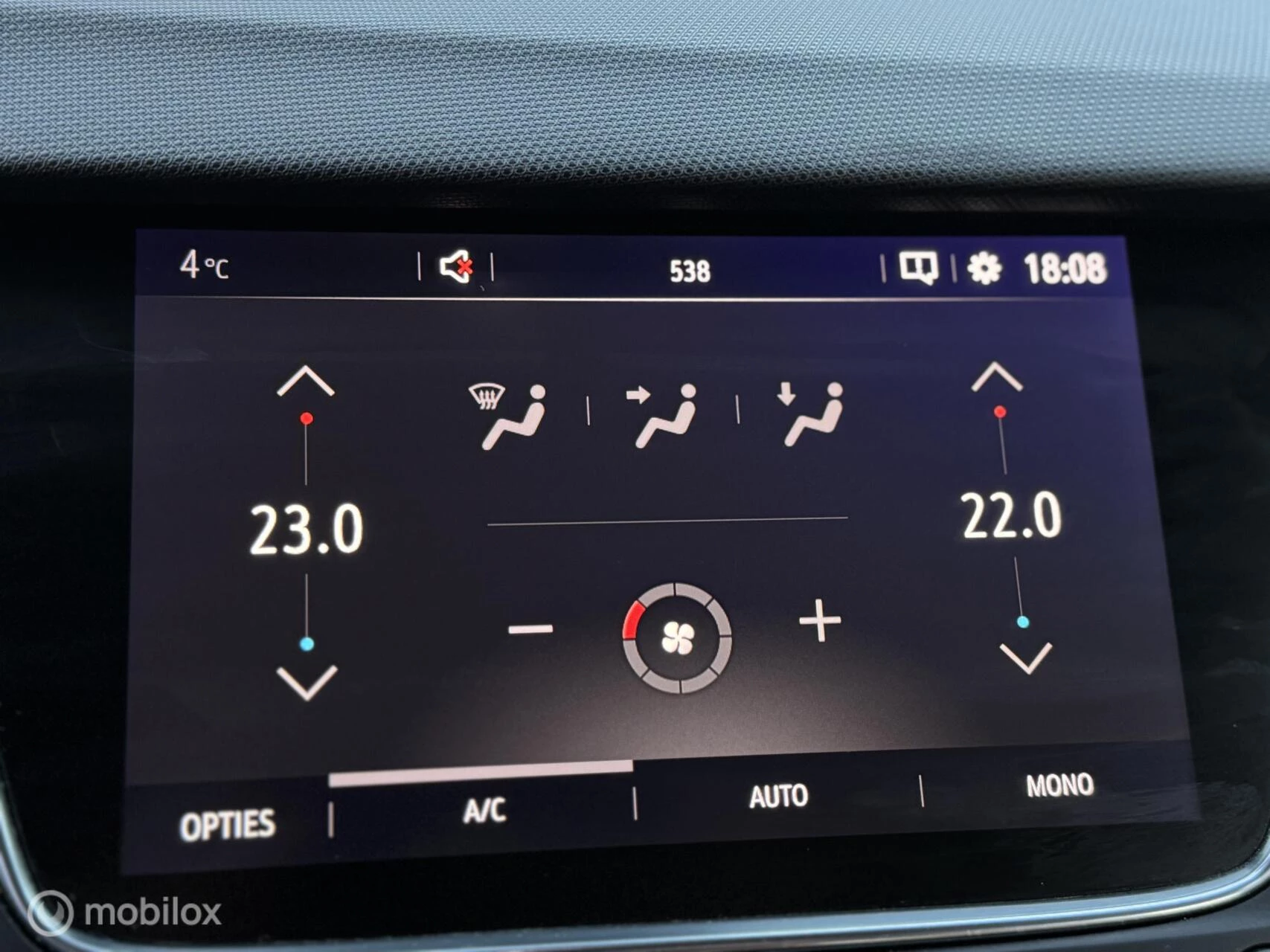 Hoofdafbeelding Opel Crossland X