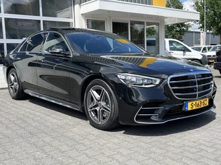 Hoofdafbeelding Mercedes-Benz S-Klasse Mercedes-Benz S-Klasse 350d 4MATIC AMG Line HUD Panoramadak Softclose ACC Burmester Massage 360 camera Assyst Plus INCLUSIEF BTW !!
