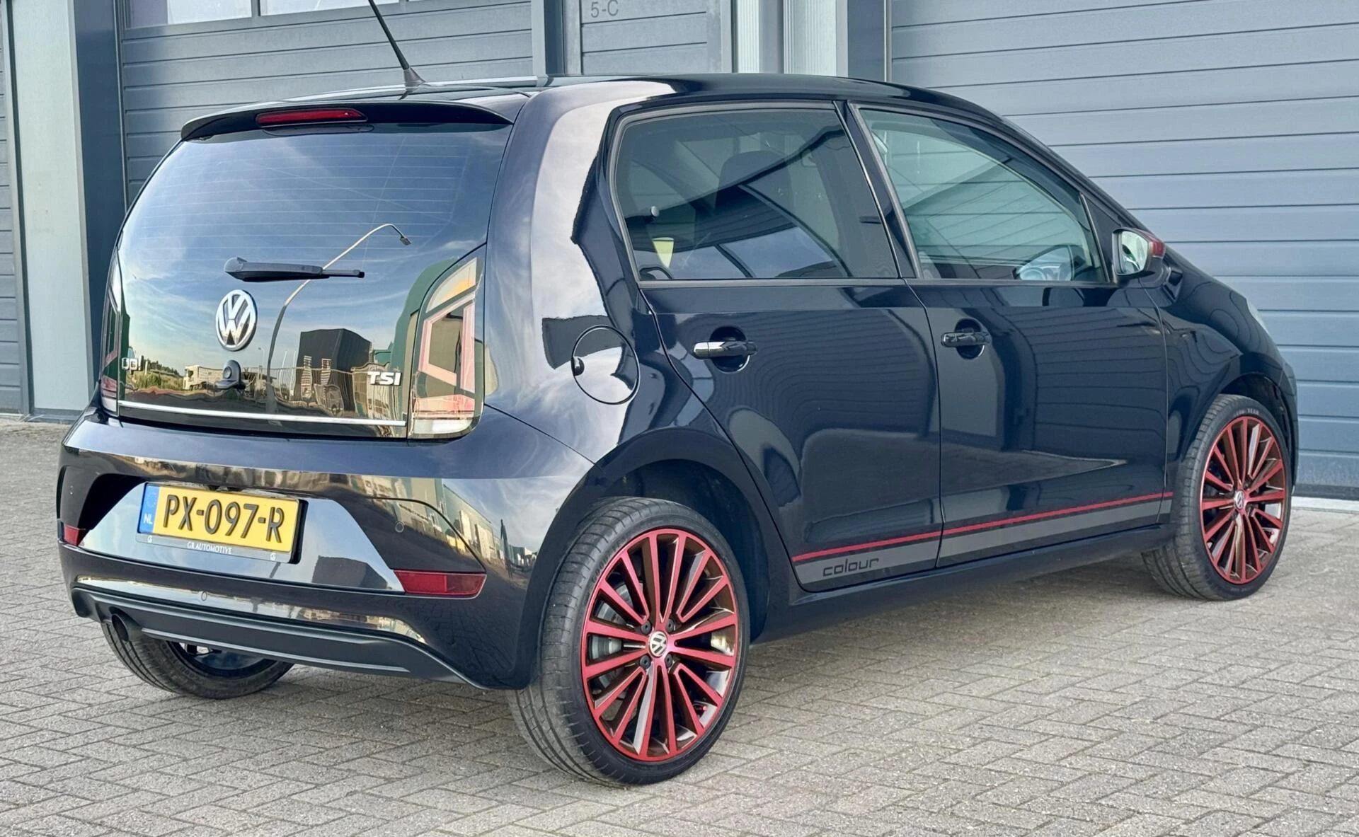 Hoofdafbeelding Volkswagen up!