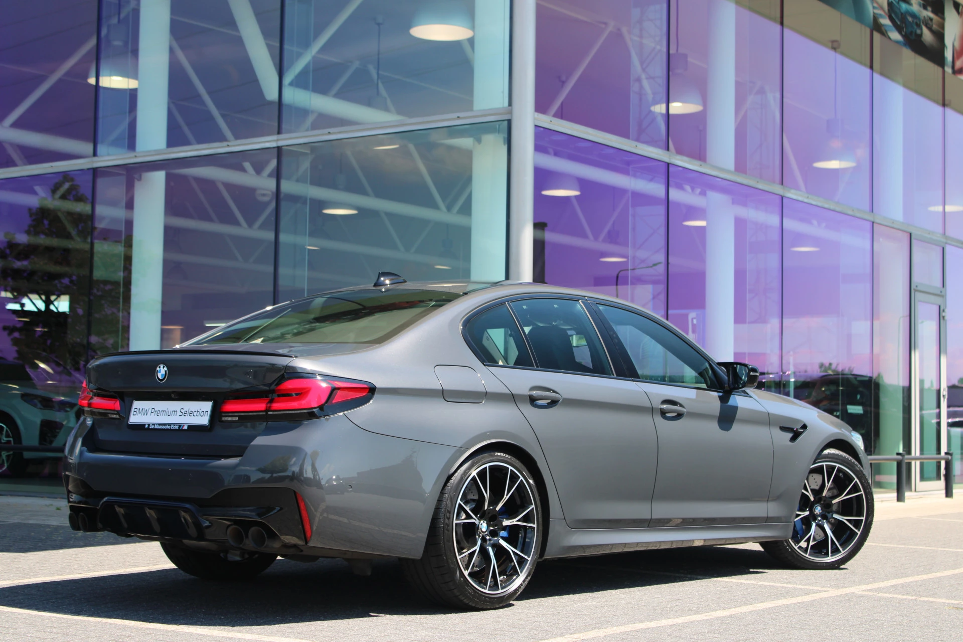 Hoofdafbeelding BMW M5