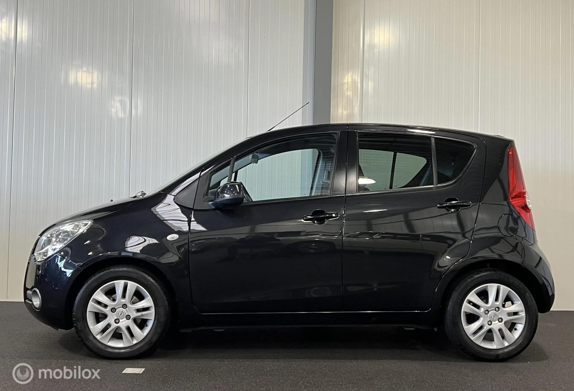 Hoofdafbeelding Opel Agila