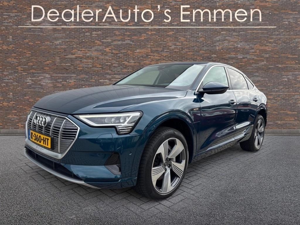 Hoofdafbeelding Audi e-tron