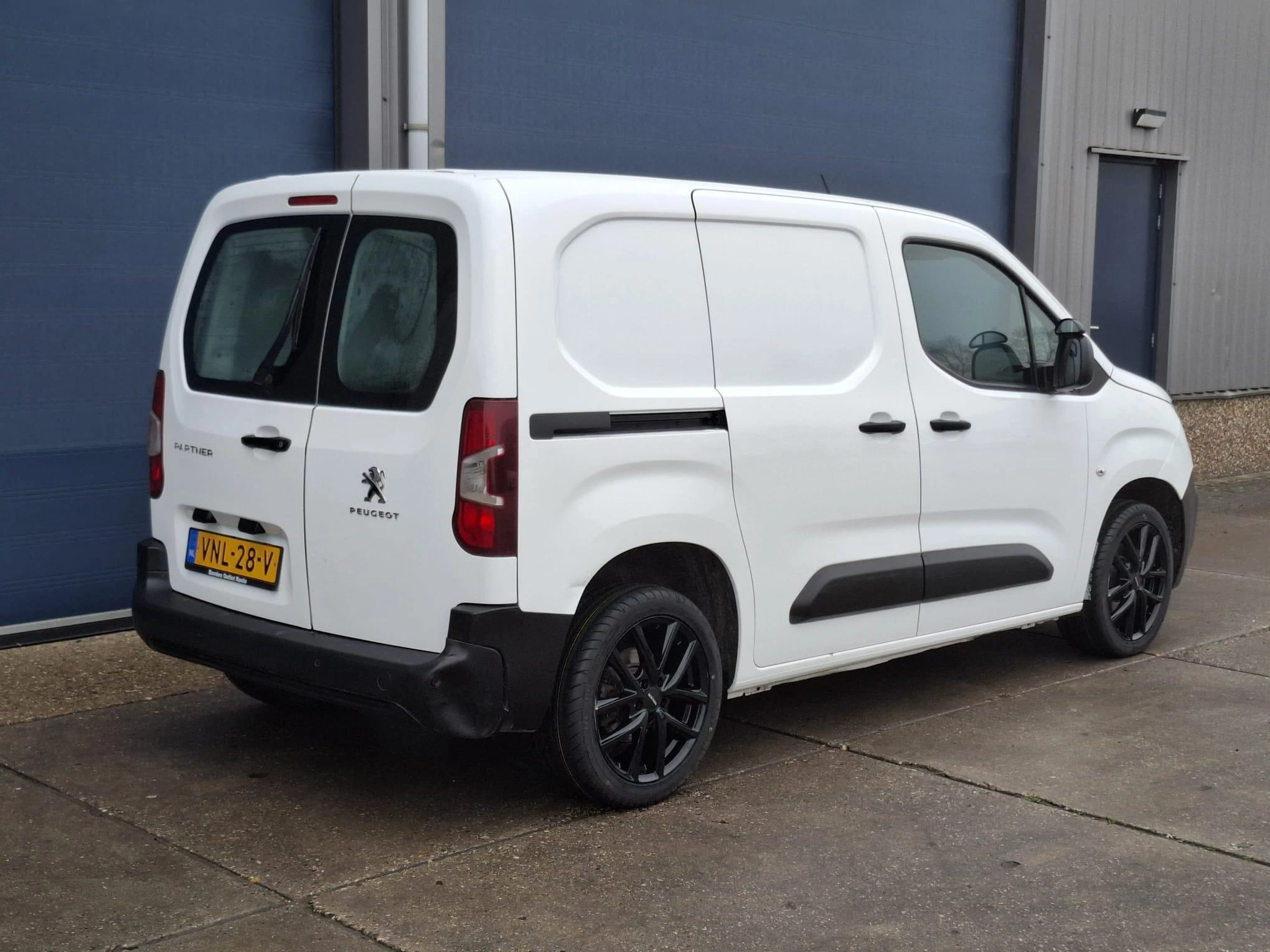 Hoofdafbeelding Peugeot Partner
