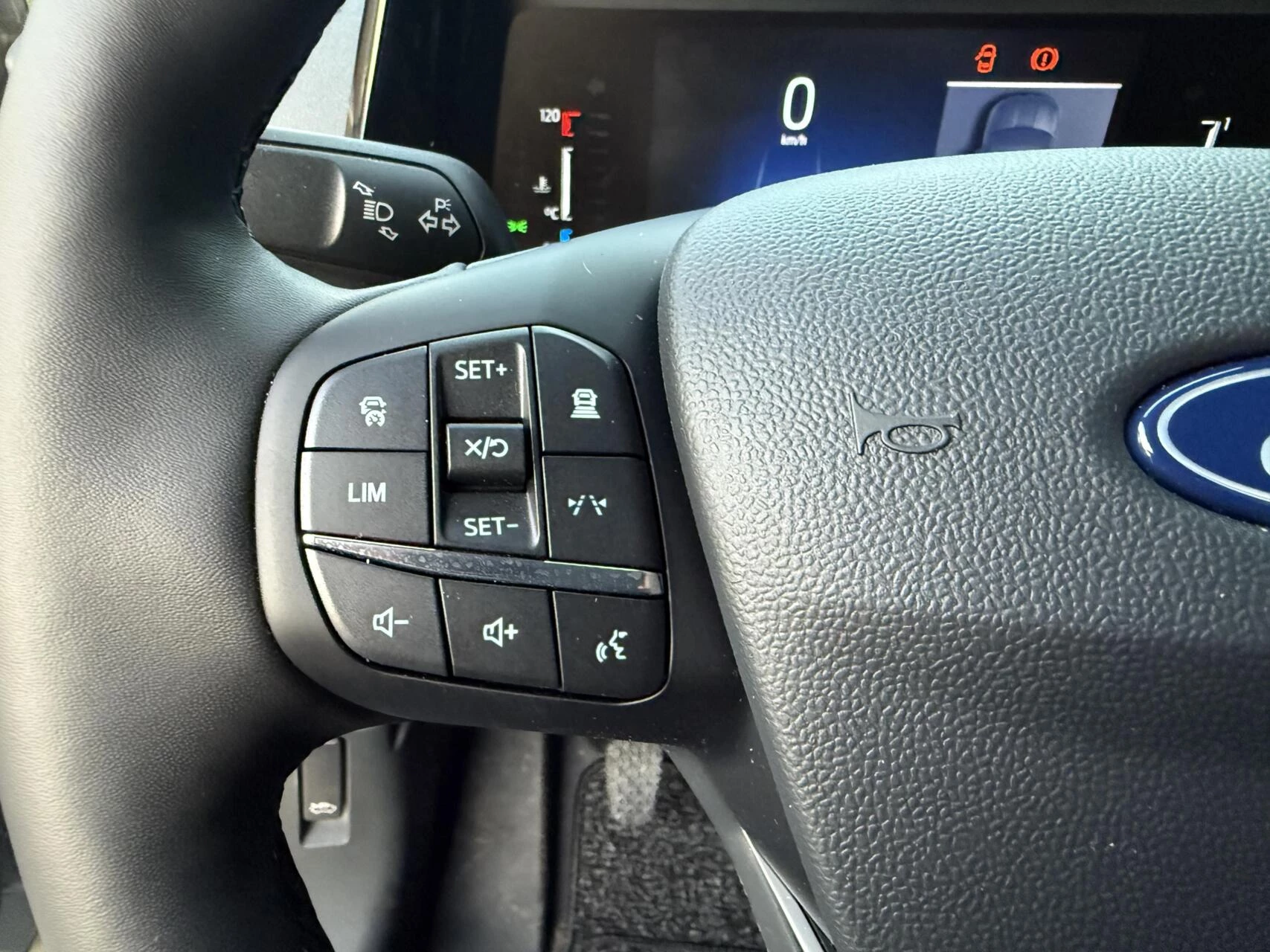 Hoofdafbeelding Ford Transit Courier