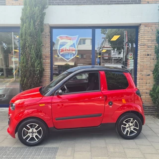 Microcar M.go 6X SUN MET AIRCO + STUURBEKRACHTIGING