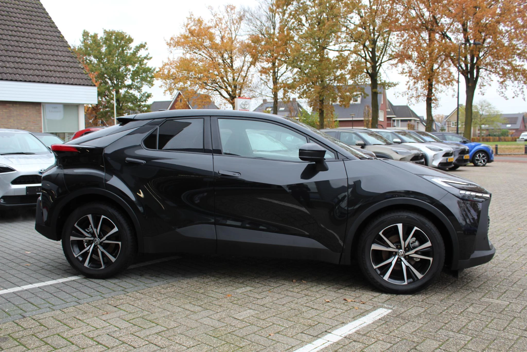 Hoofdafbeelding Toyota C-HR