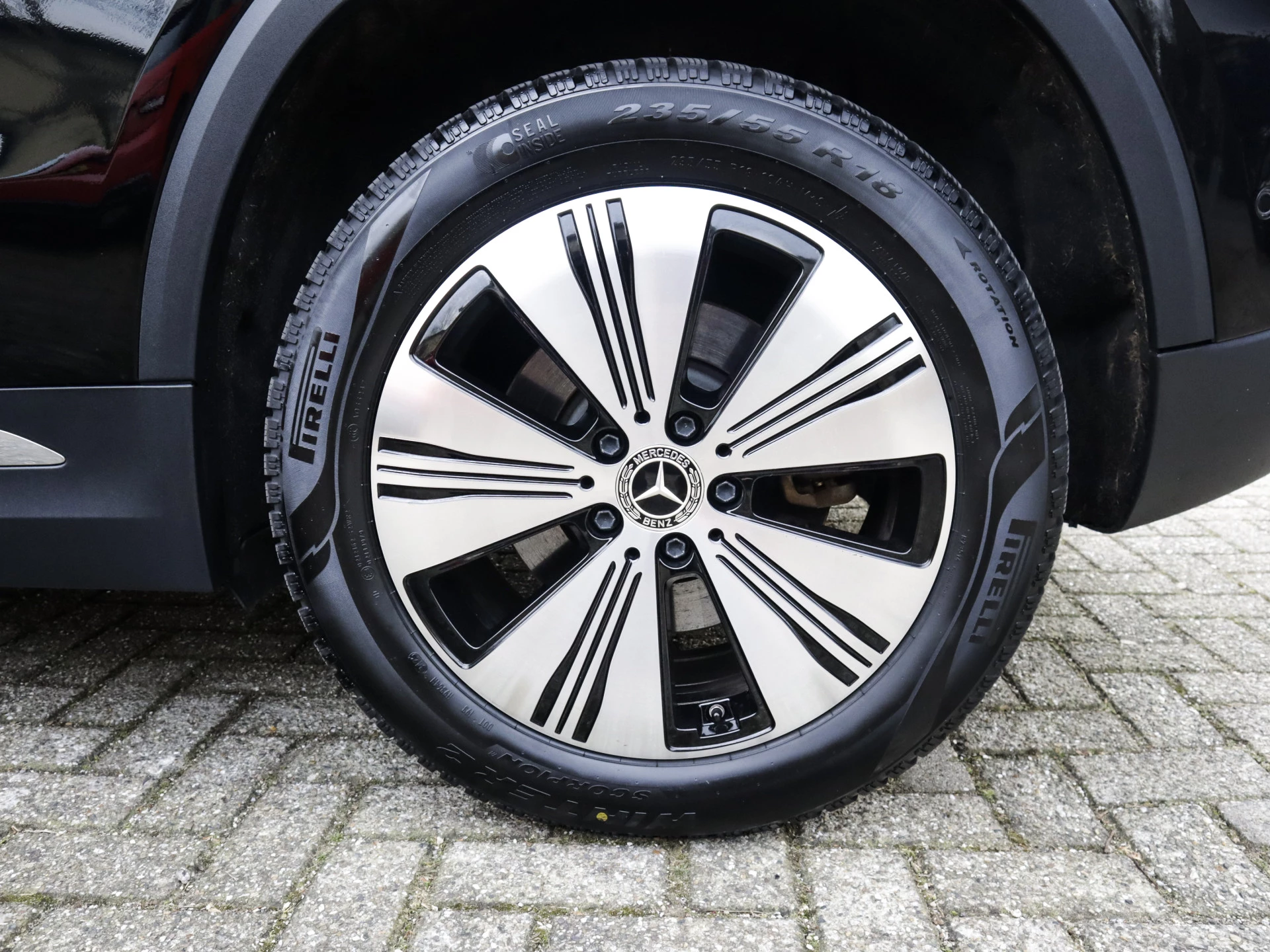 Hoofdafbeelding Mercedes-Benz EQA