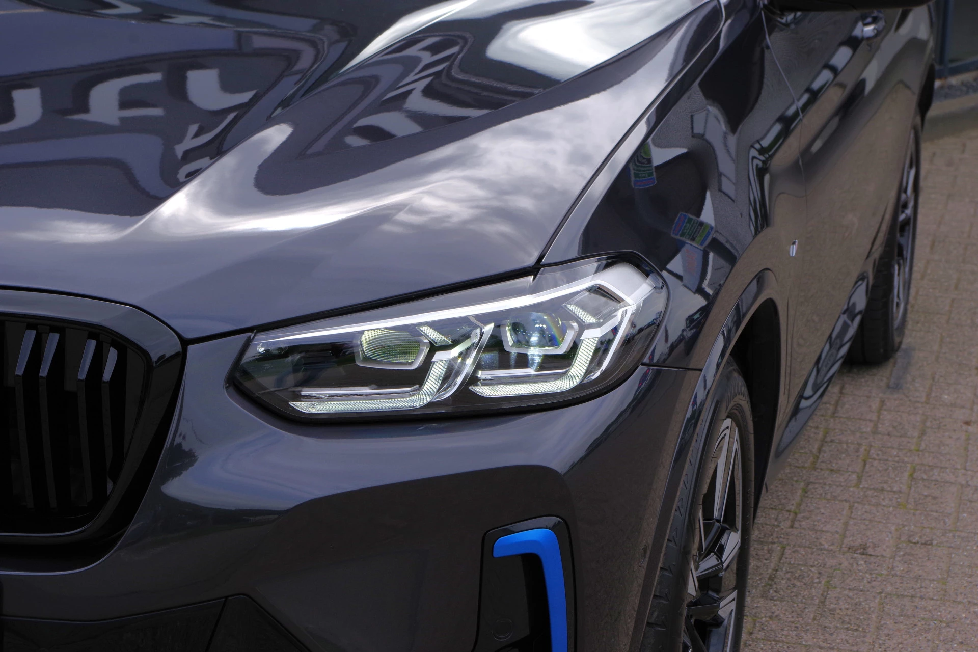 Hoofdafbeelding BMW iX3