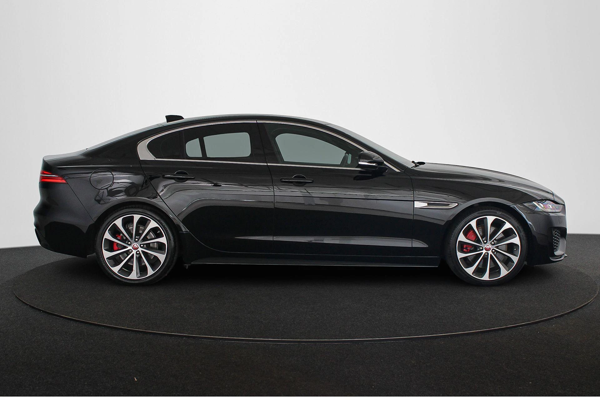 Hoofdafbeelding Jaguar XE