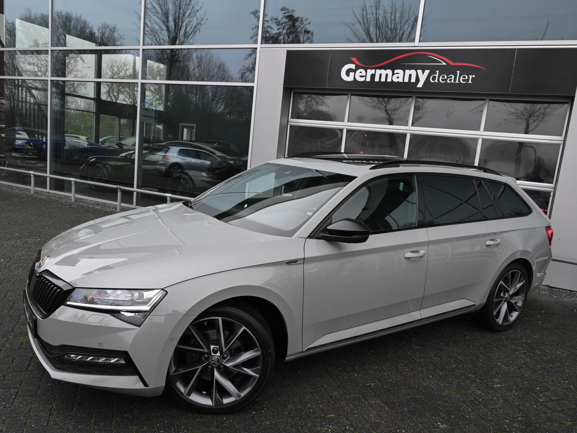 Hoofdafbeelding Škoda Superb