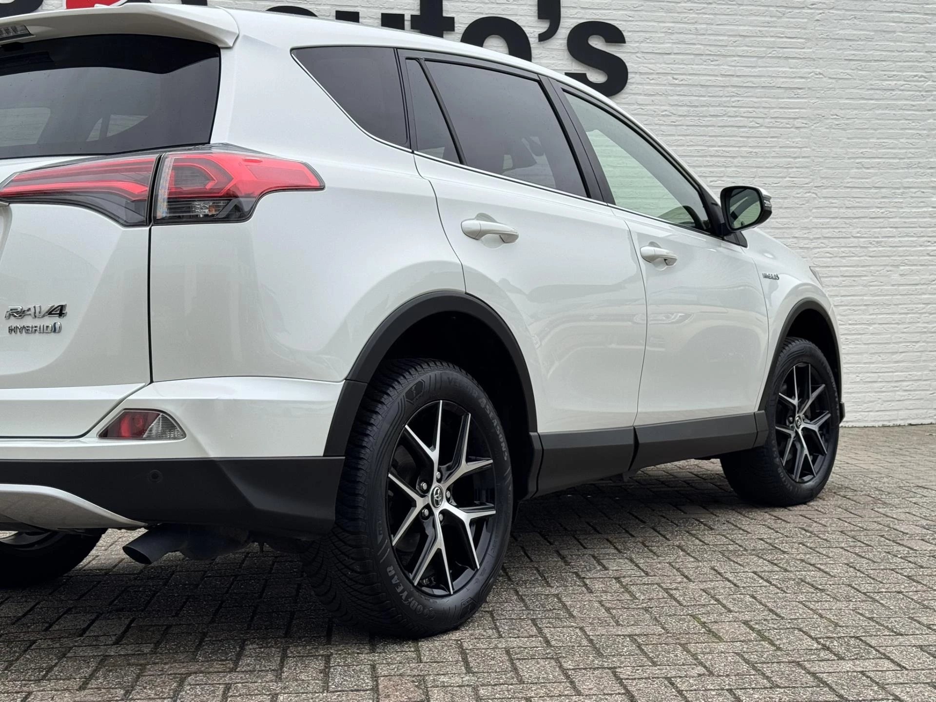 Hoofdafbeelding Toyota RAV4