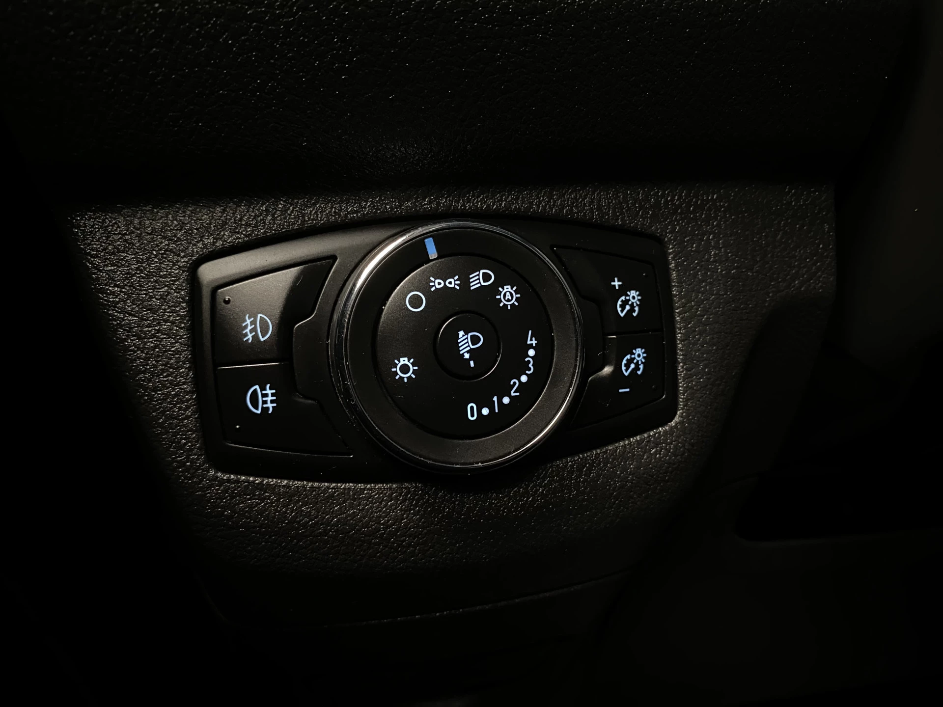 Hoofdafbeelding Ford Transit Courier