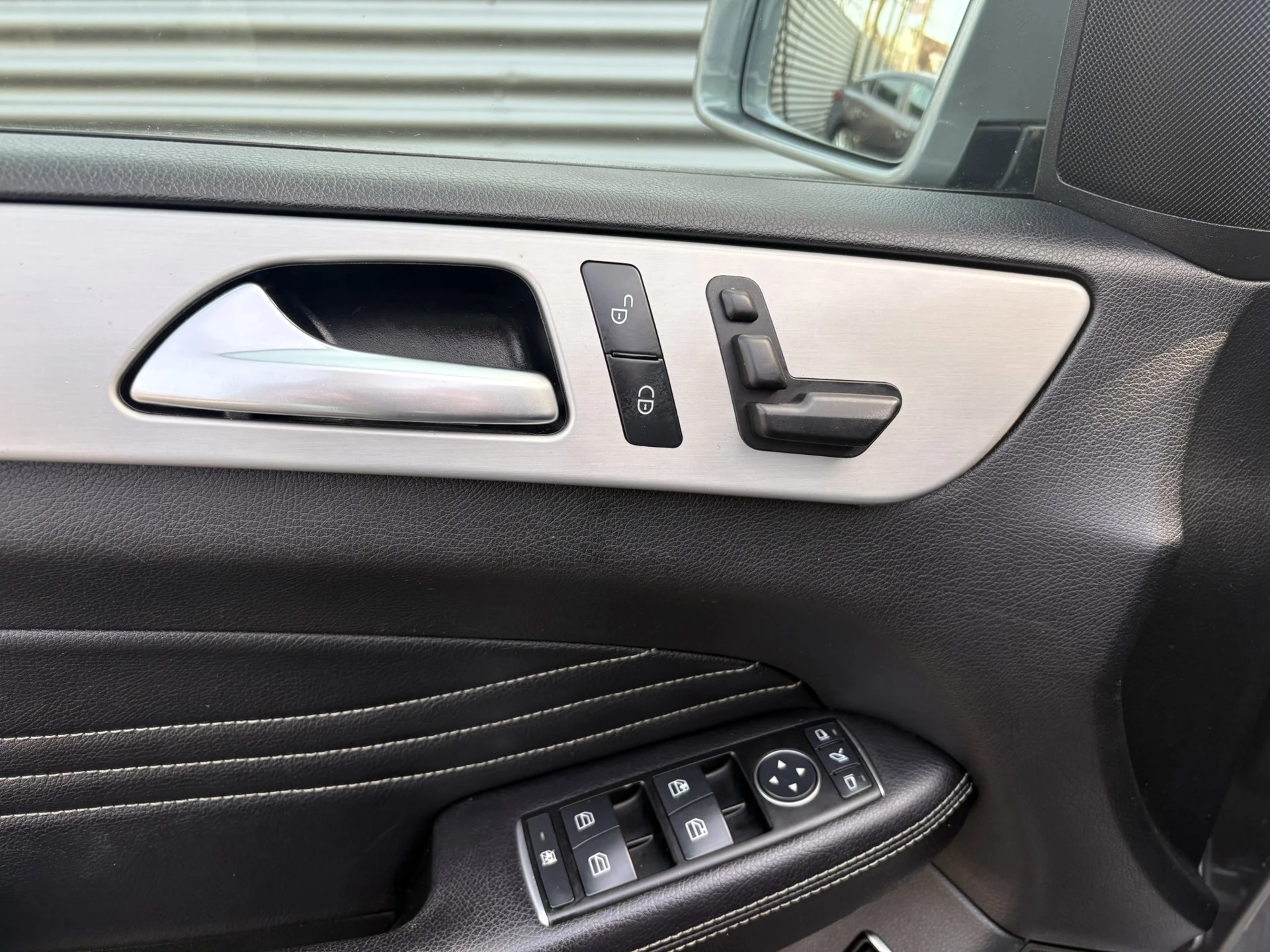 Hoofdafbeelding Mercedes-Benz M-Klasse