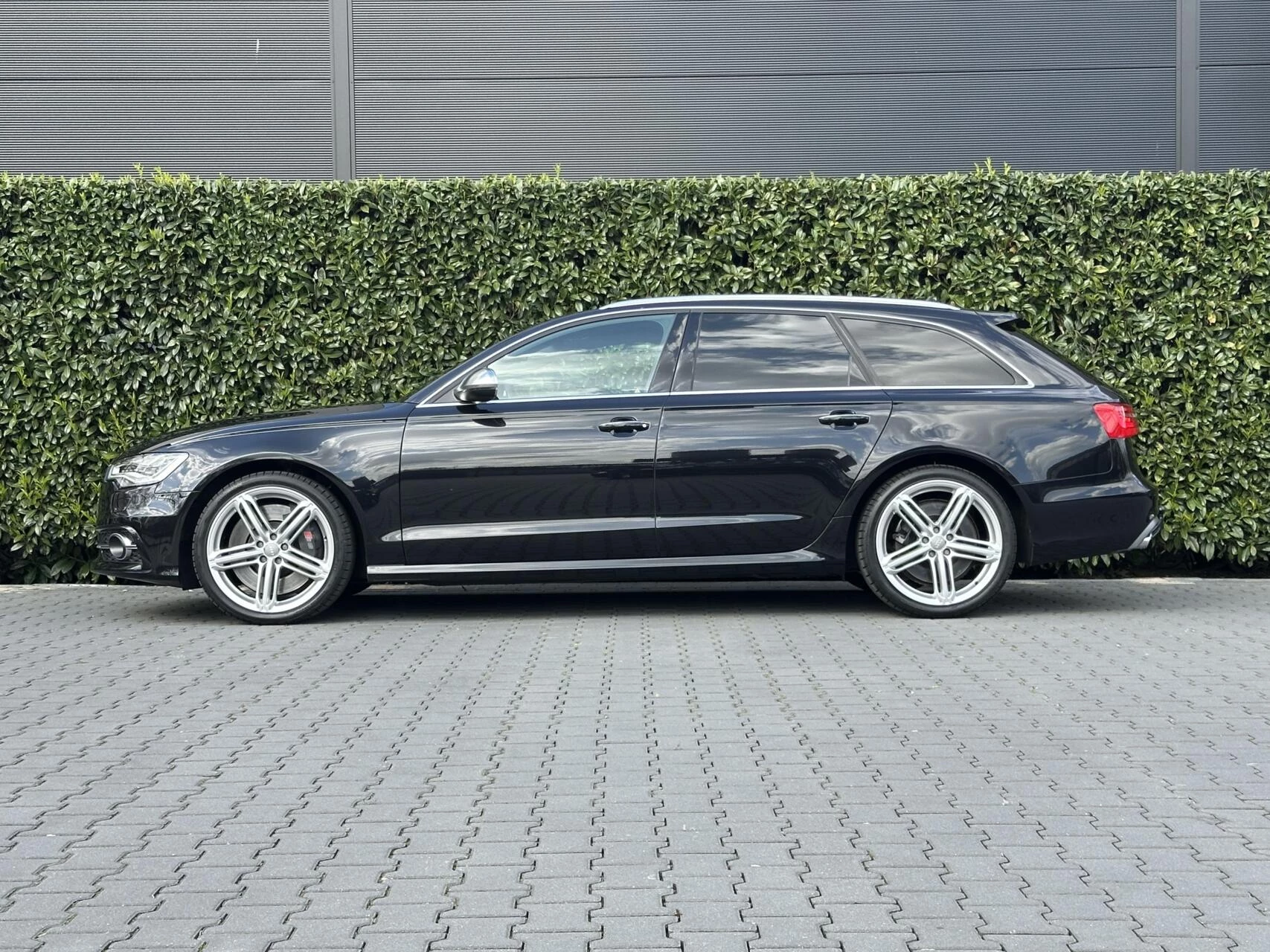 Hoofdafbeelding Audi S6