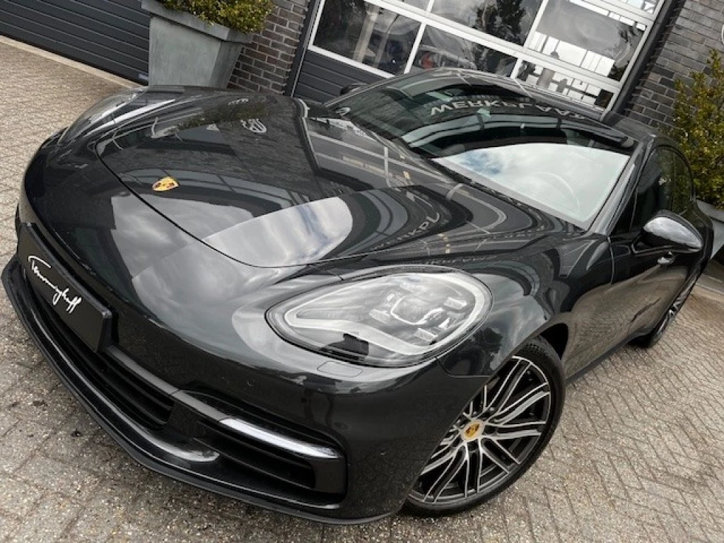Hoofdafbeelding Porsche Panamera