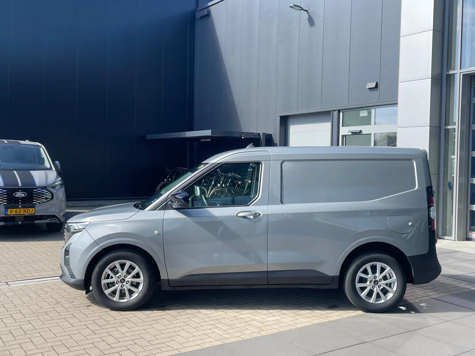 Hoofdafbeelding Ford Transit Courier