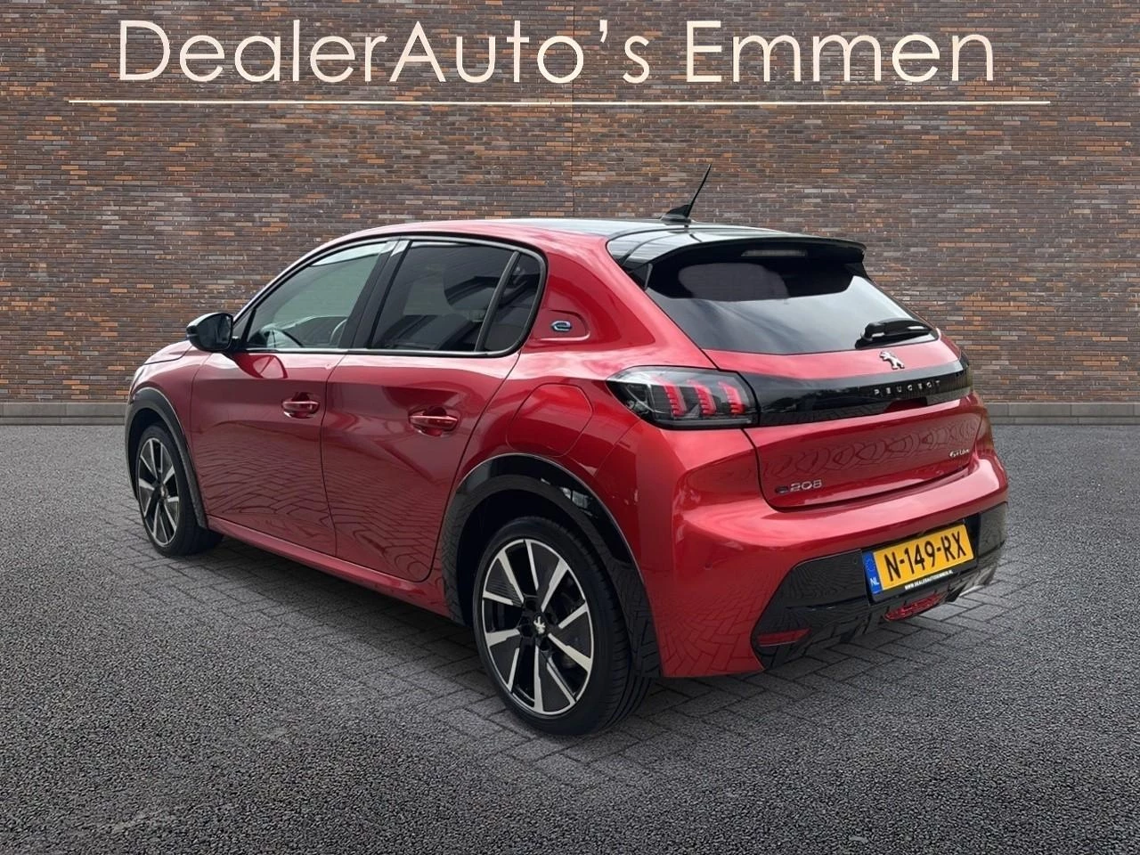 Hoofdafbeelding Peugeot e-208
