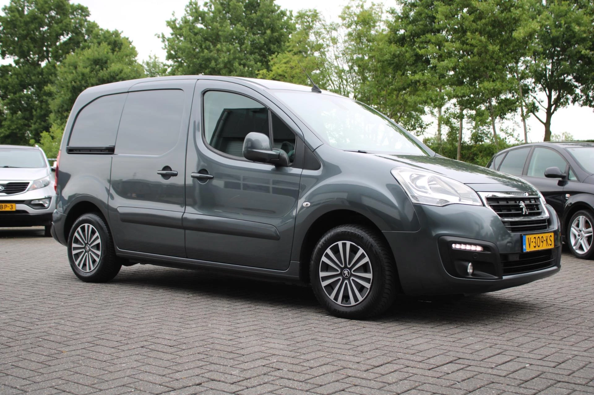 Hoofdafbeelding Peugeot Partner
