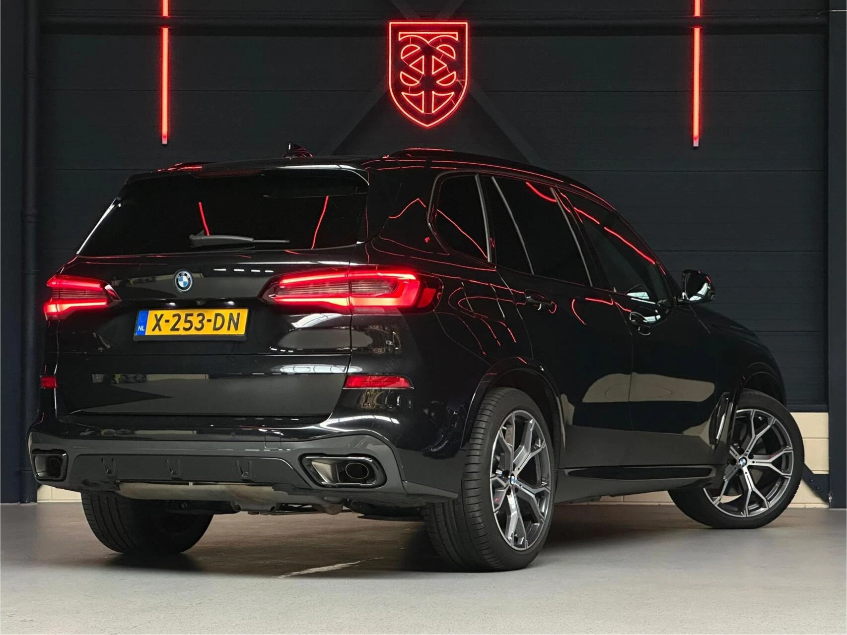 Hoofdafbeelding BMW X5