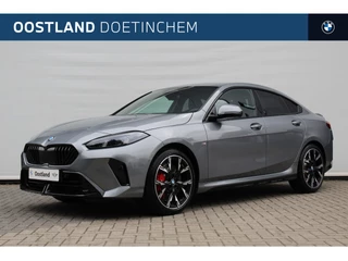 BMW 2 Serie Gran Coupé 220 M Sport Automaat / Sportstoelen / Achteruitrijcamera / Comfort Access / Adaptieve LED / M Adaptief onderstel / Stuurverwarming