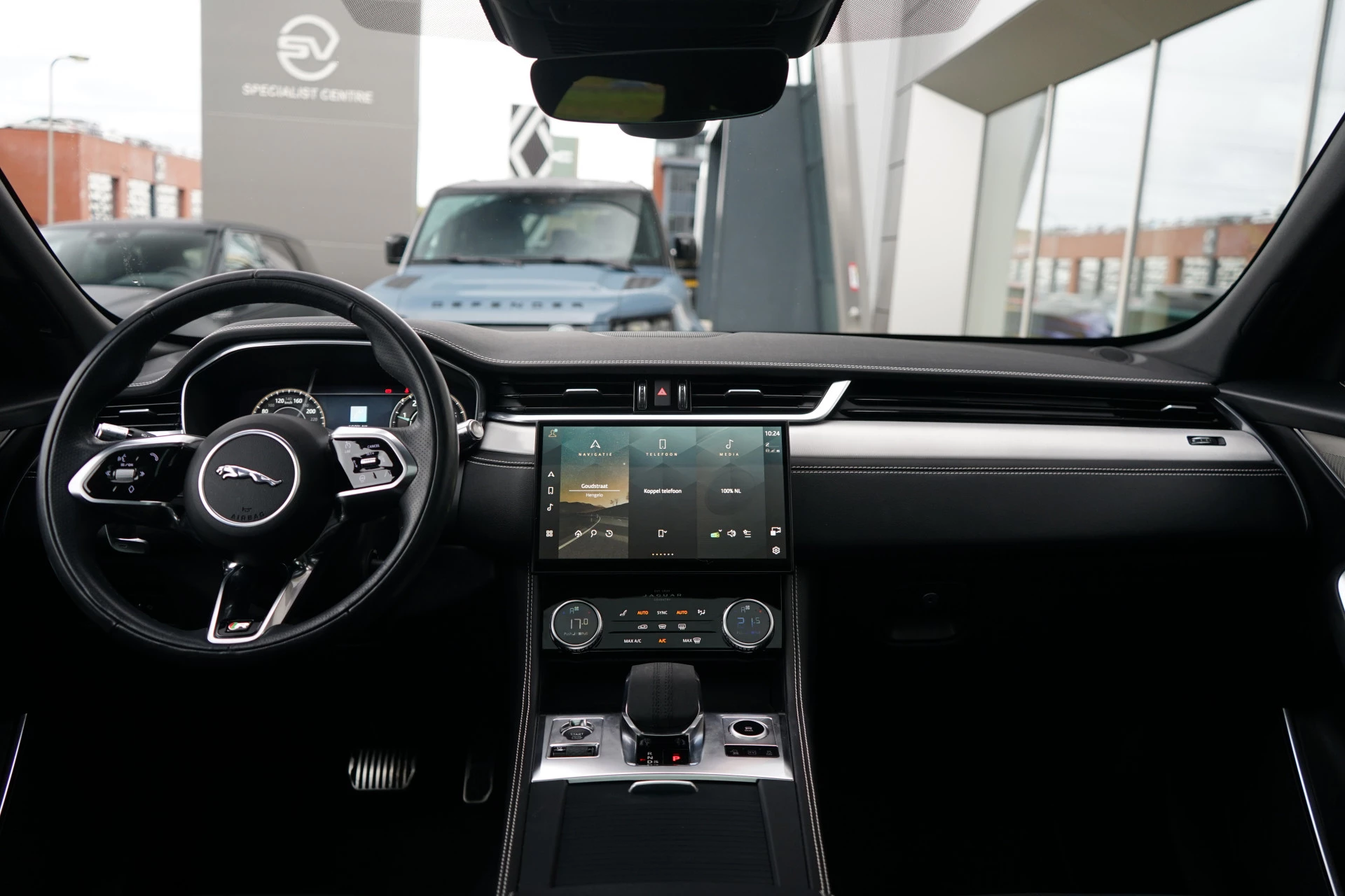 Hoofdafbeelding Jaguar F-PACE
