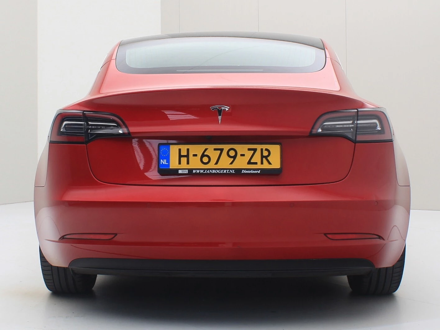 Hoofdafbeelding Tesla Model 3