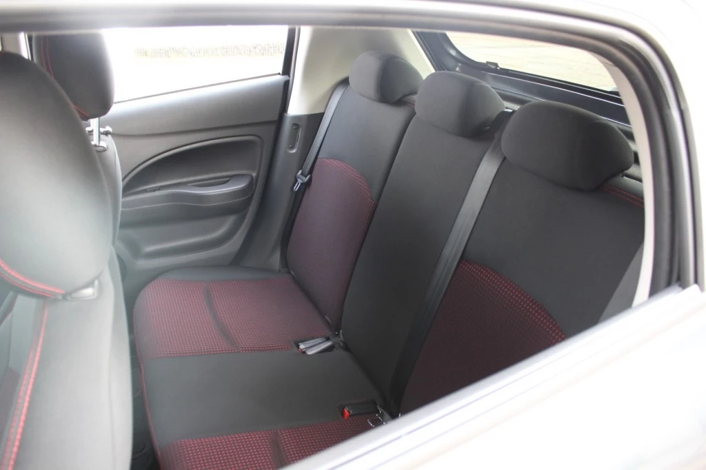 Hoofdafbeelding Mitsubishi Space Star