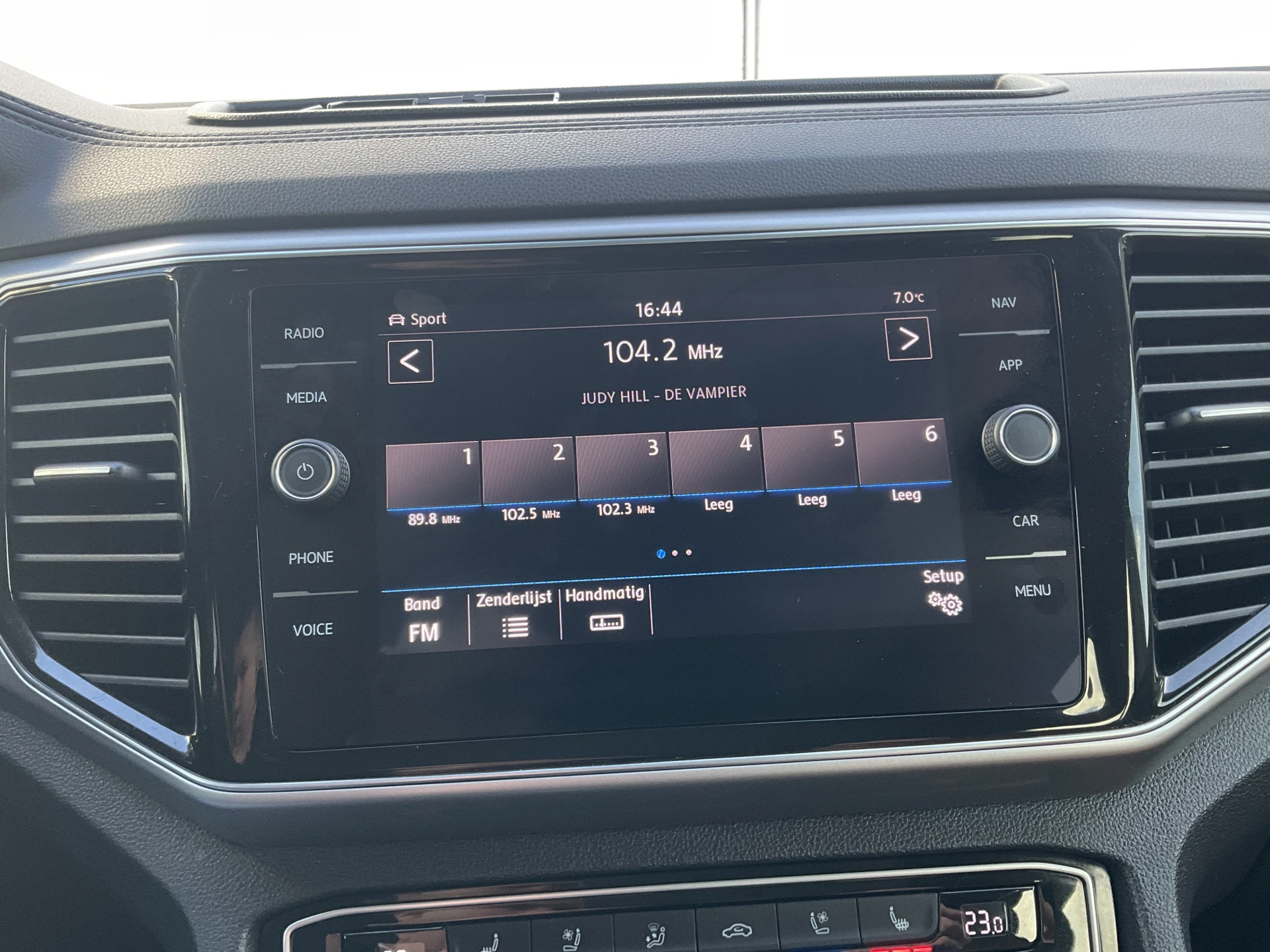 Hoofdafbeelding Volkswagen TERAMONT