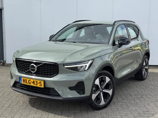 Volvo XC40 B4 Plus Dark | Trekhaak | Adaptive cruise | Elek.verst.voorstoelen