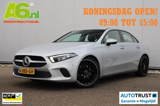 Mercedes-Benz A-klasse 200 Business Solution Automaat Half Leder Full LED Sportstoelen Widescreen Carplay Android Navigatie Achteruitrijcamera Clima Cruise 19 inch AMG Look Velgen Nieuwe Banden! Stoelverwarming