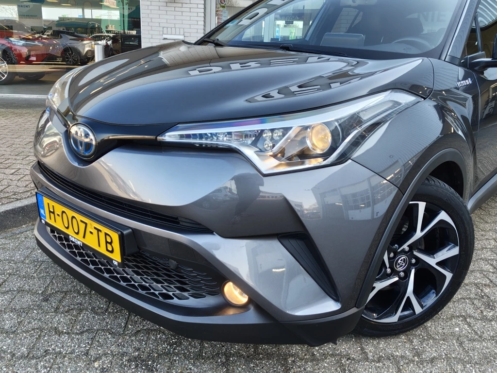 Hoofdafbeelding Toyota C-HR