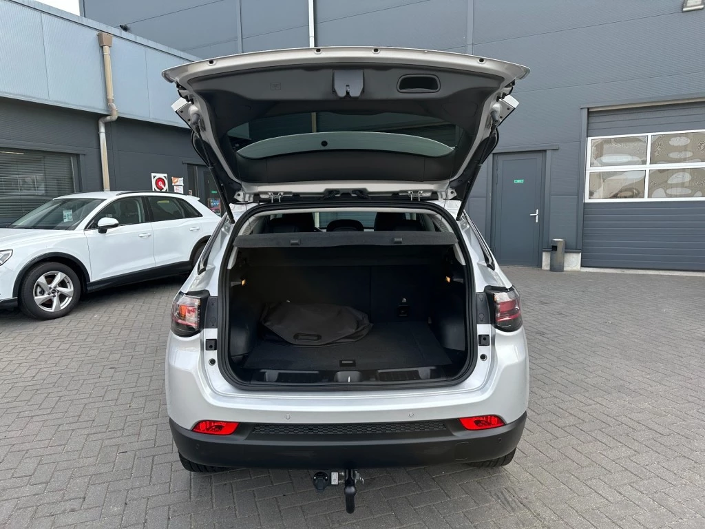 Hoofdafbeelding Jeep Compass