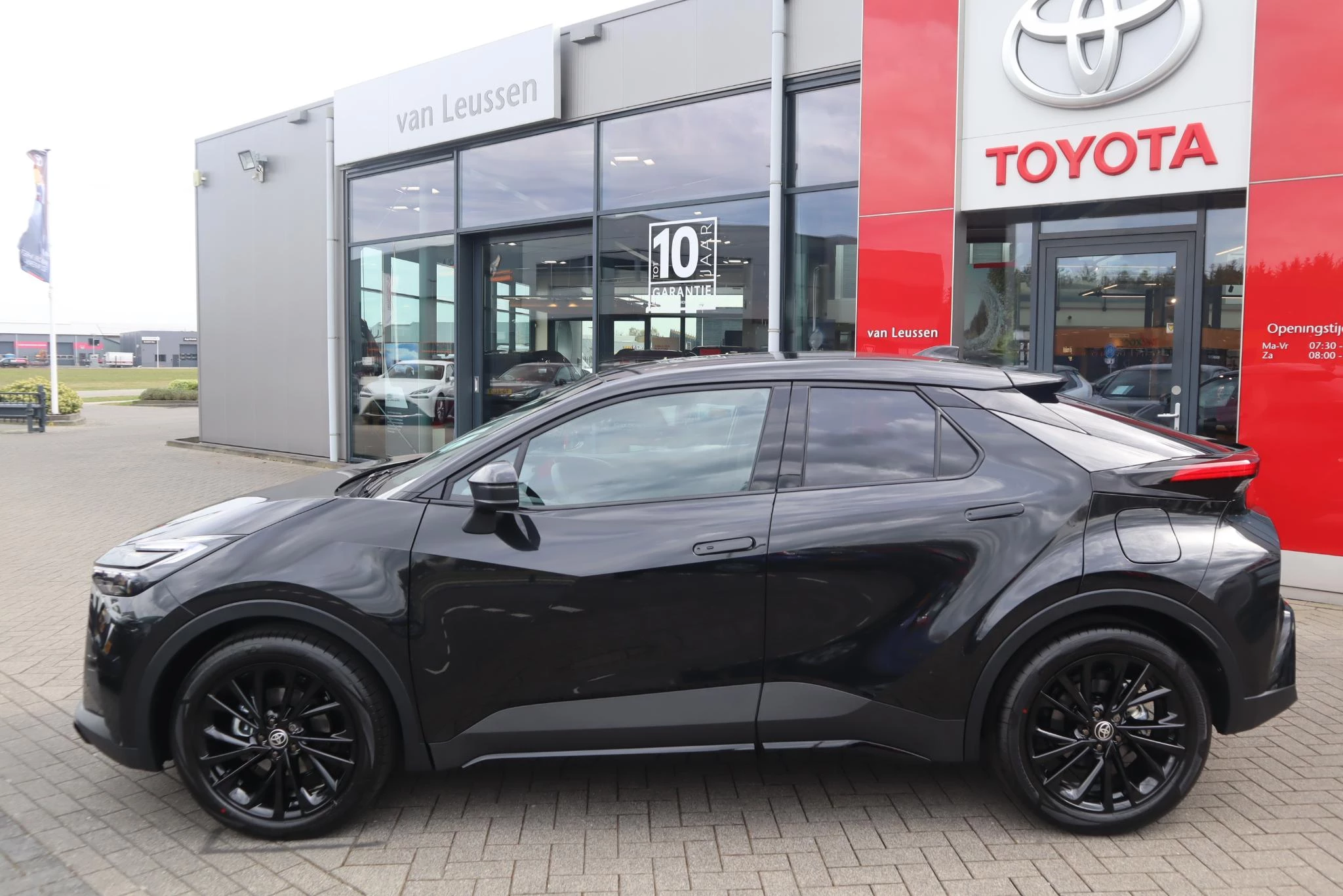 Hoofdafbeelding Toyota C-HR