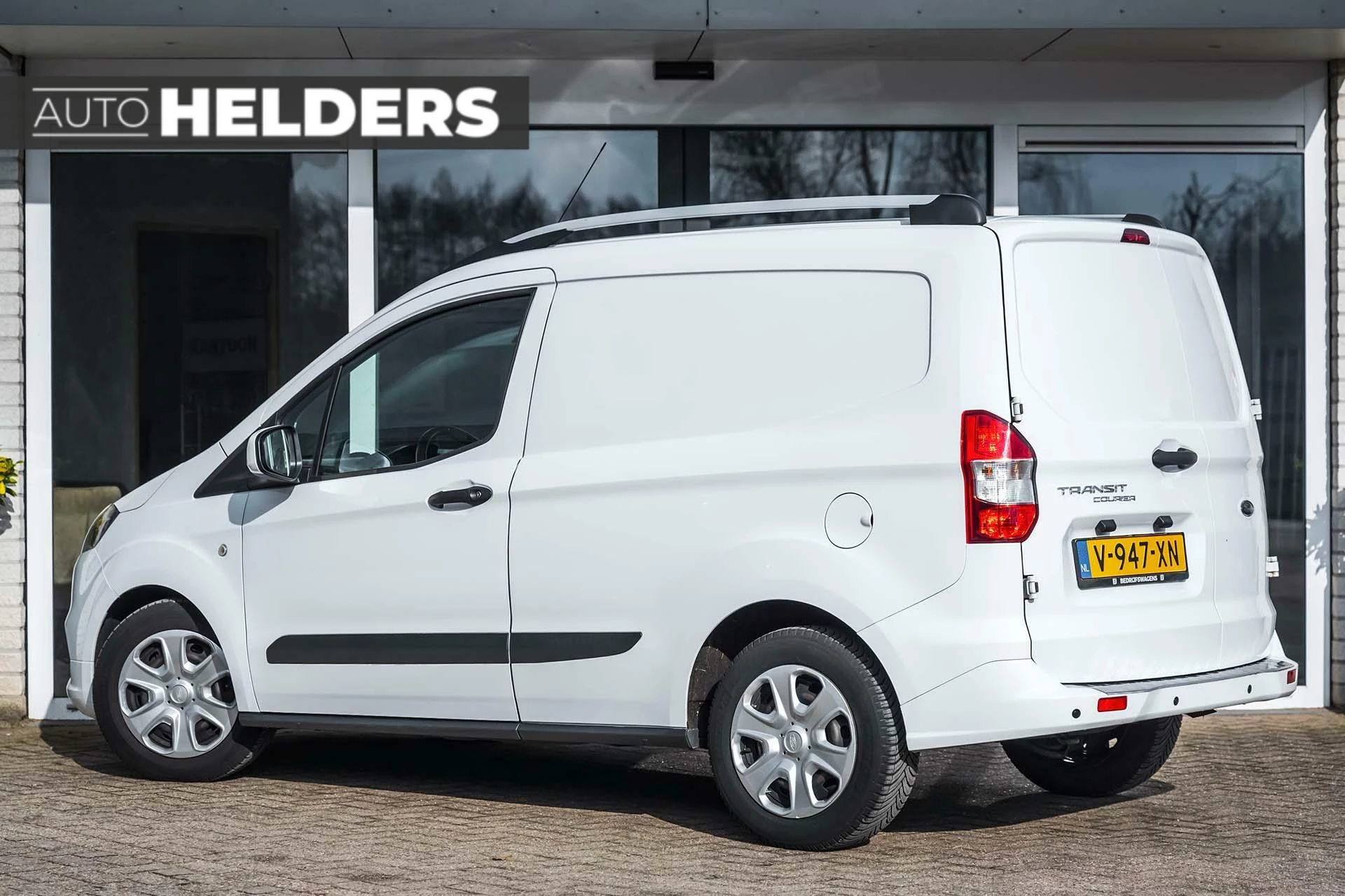 Hoofdafbeelding Ford Transit Courier