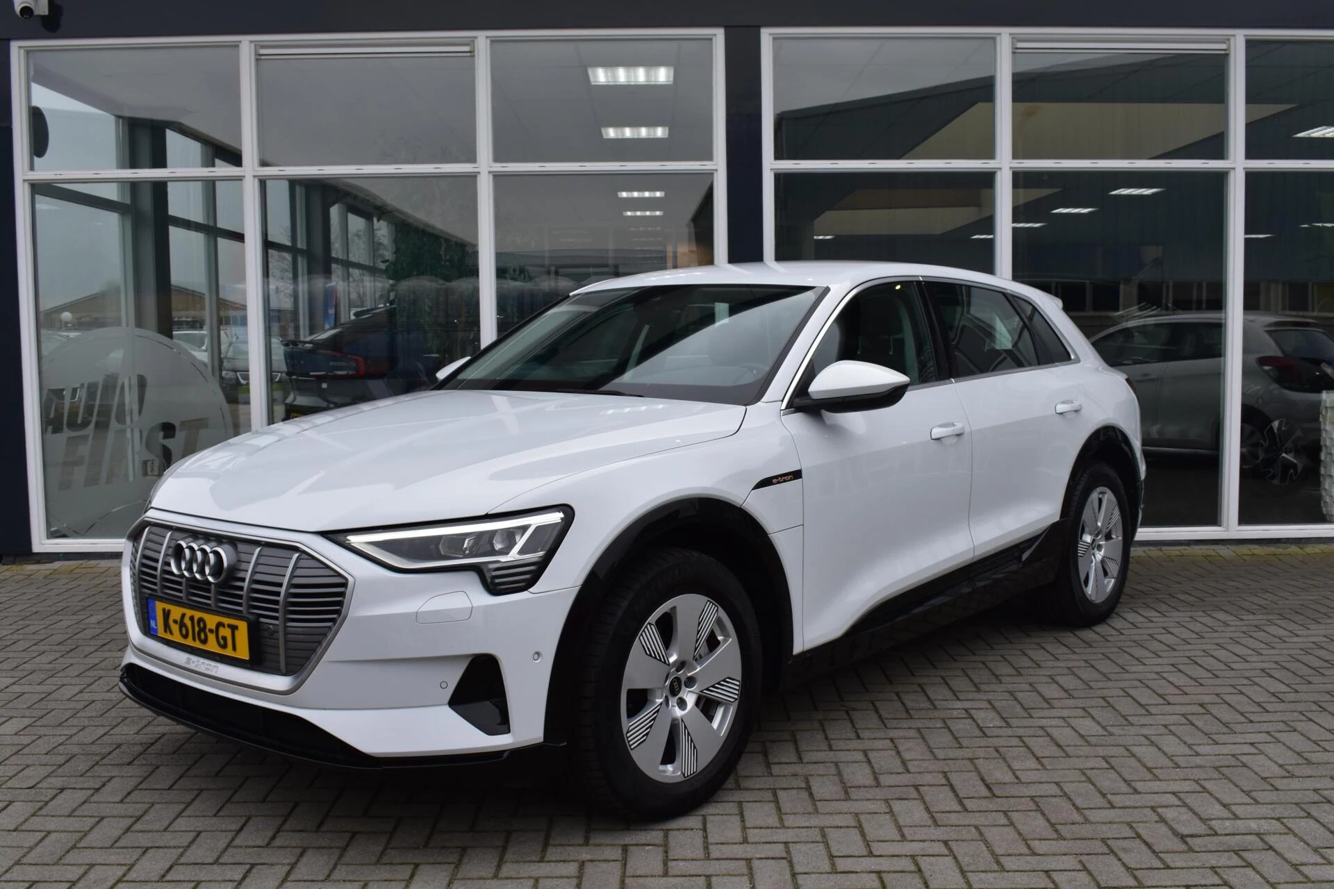 Hoofdafbeelding Audi e-tron