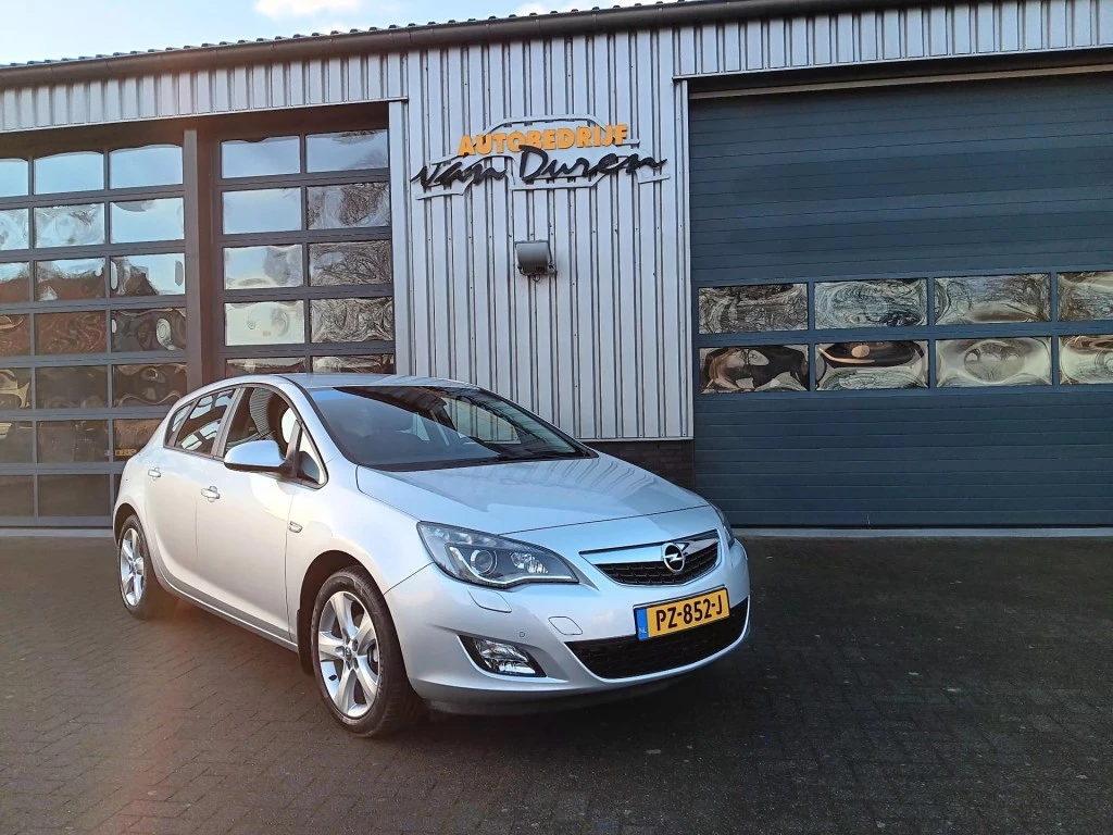 Hoofdafbeelding Opel Astra