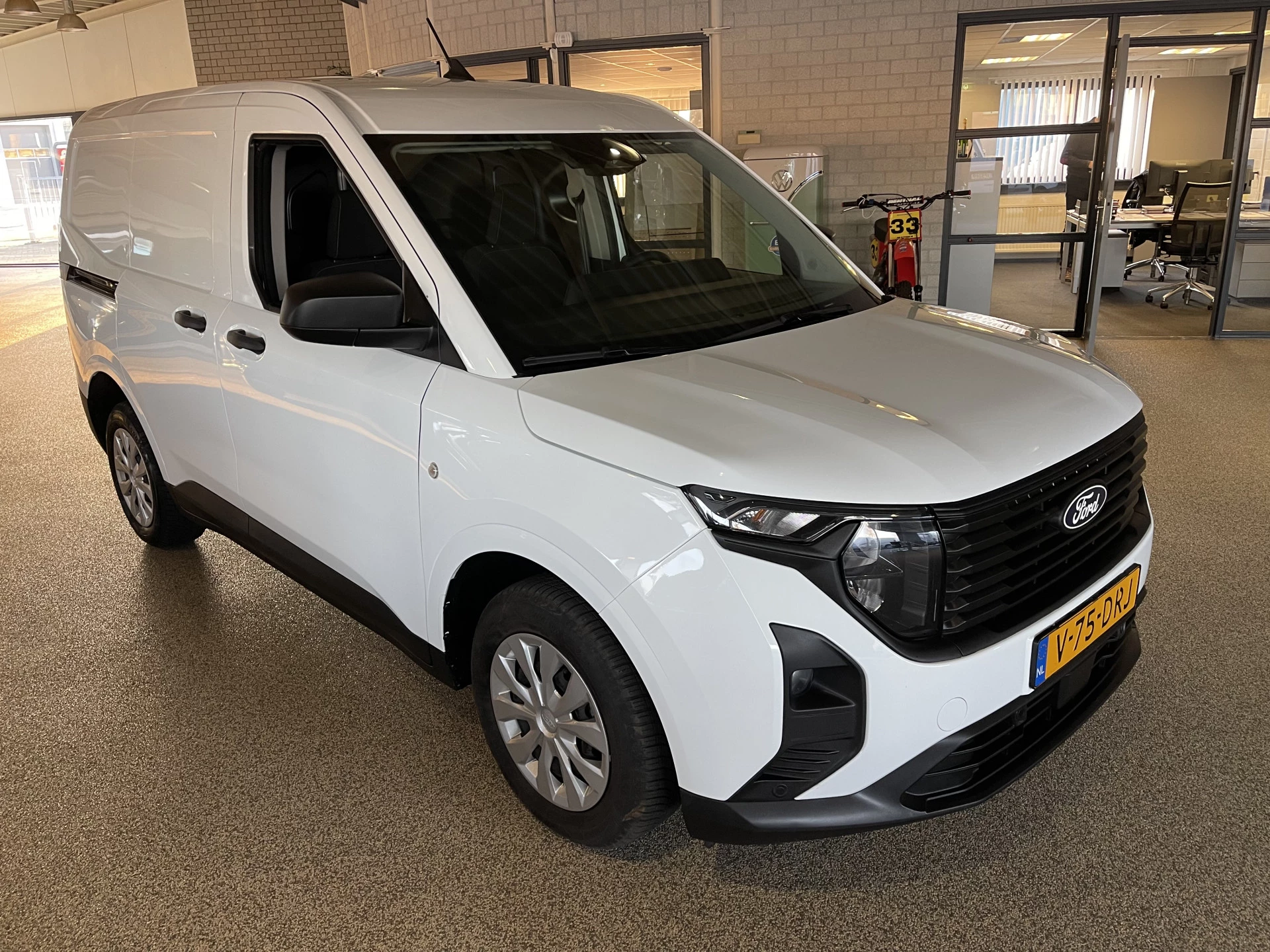 Hoofdafbeelding Ford Transit Courier