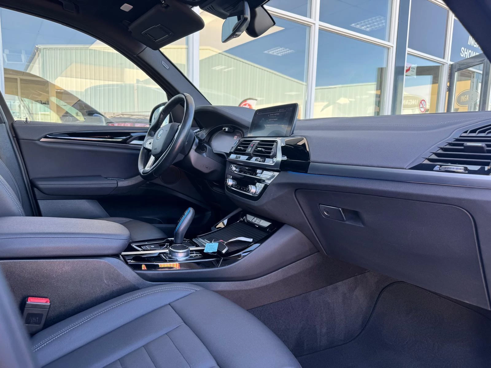 Hoofdafbeelding BMW iX3