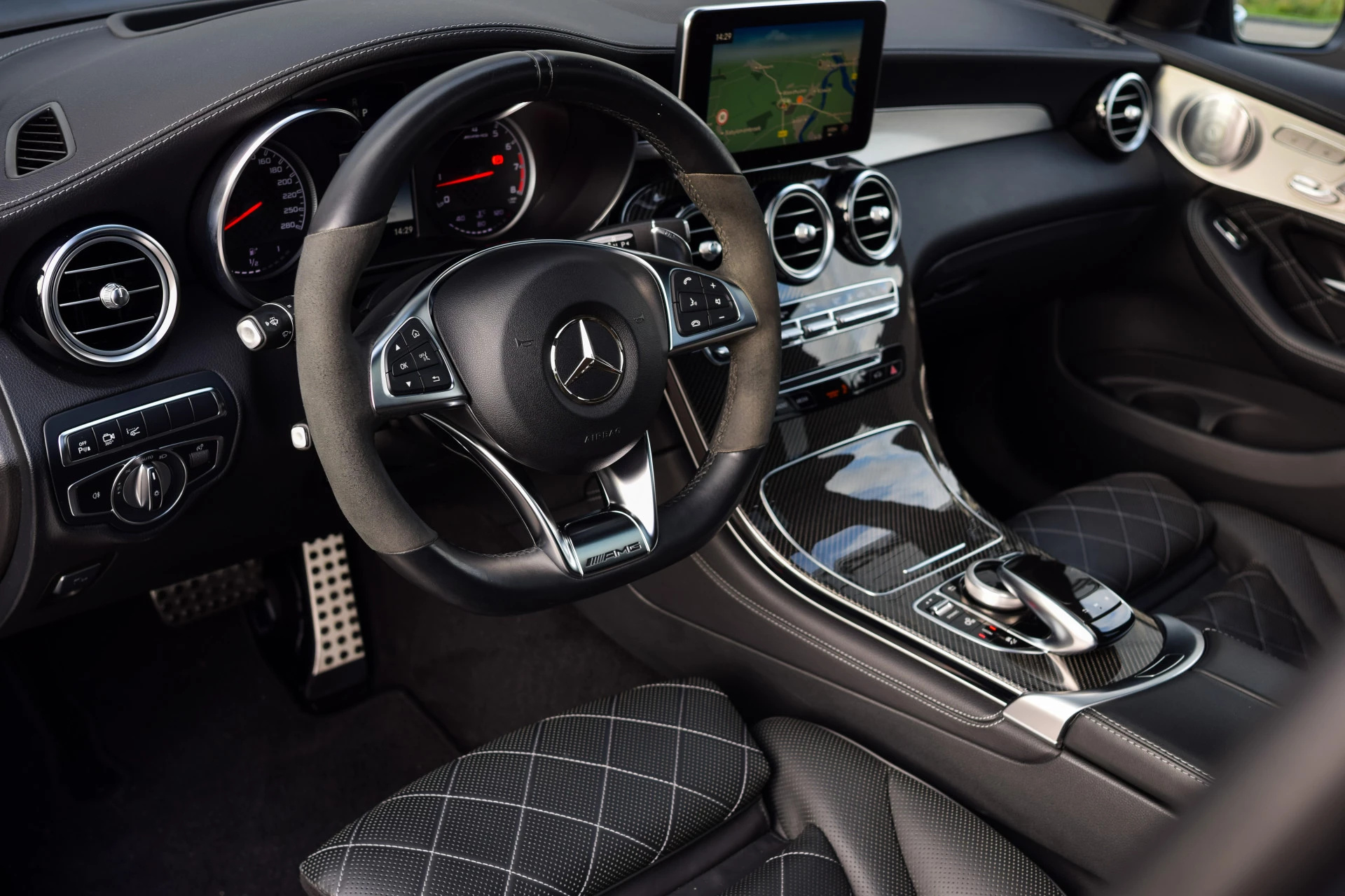 Hoofdafbeelding Mercedes-Benz GLC
