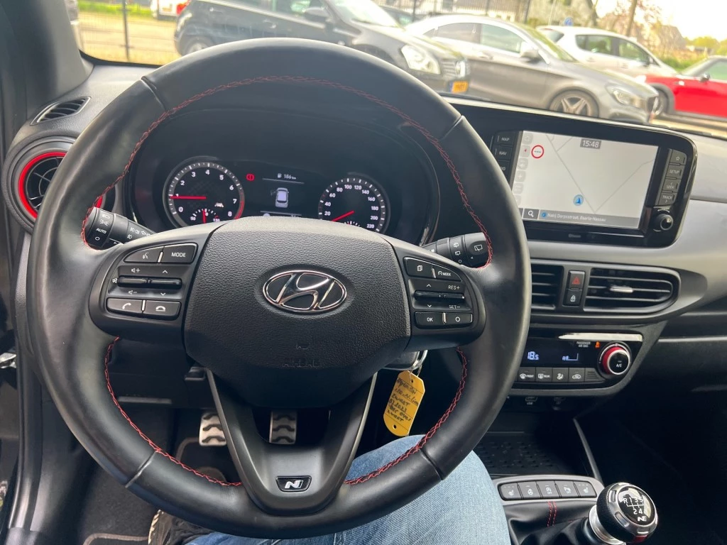 Hoofdafbeelding Hyundai i10