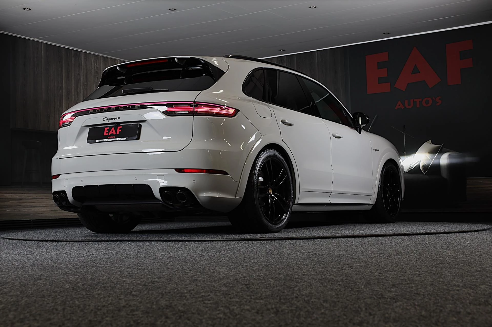 Hoofdafbeelding Porsche Cayenne