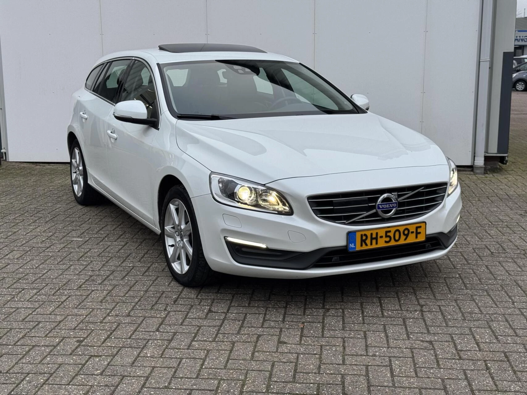 Hoofdafbeelding Volvo V60
