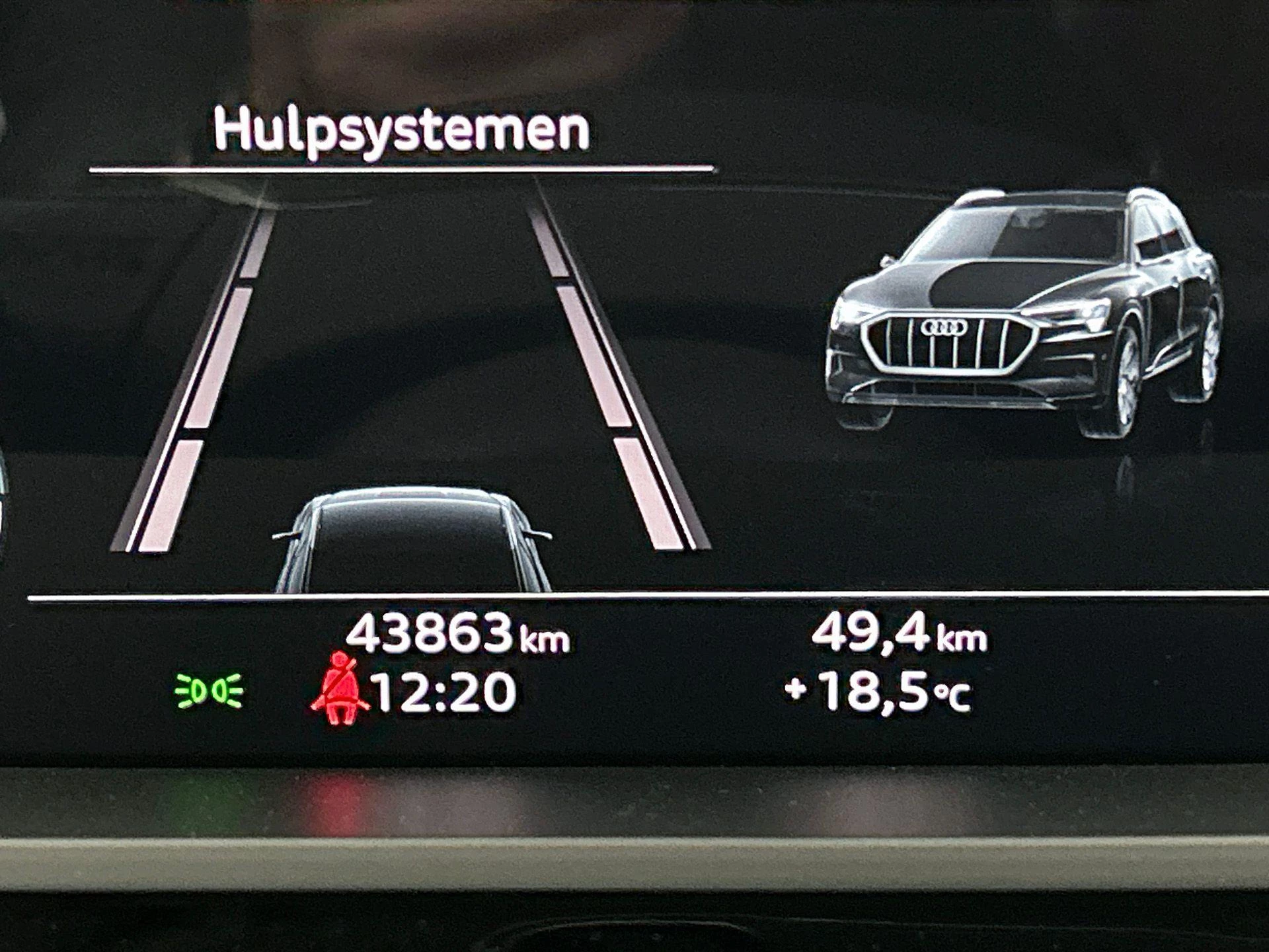 Hoofdafbeelding Audi e-tron