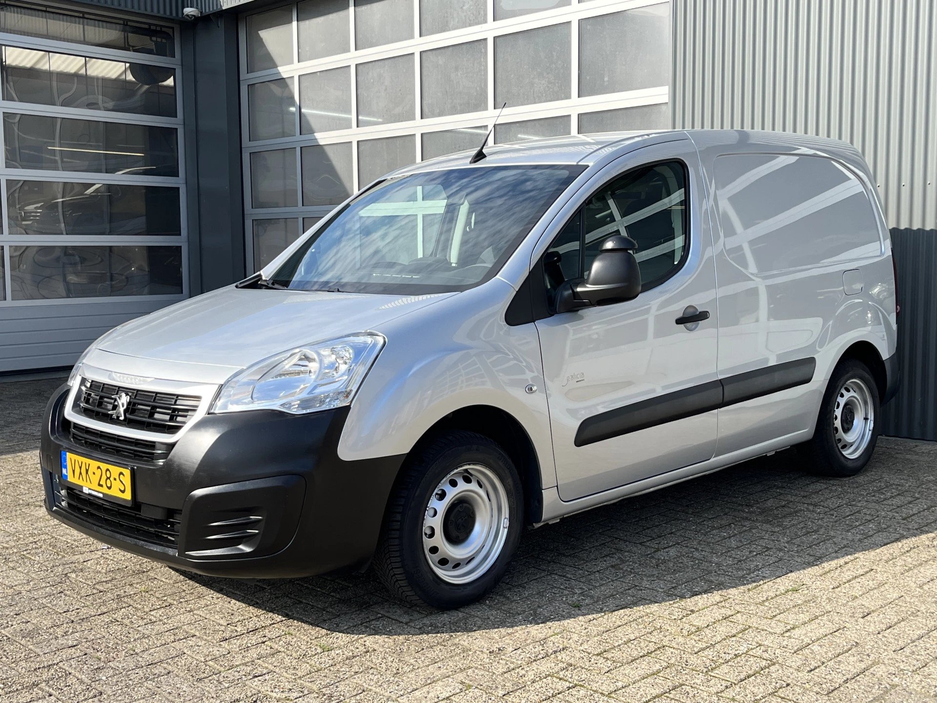 Hoofdafbeelding Peugeot Partner