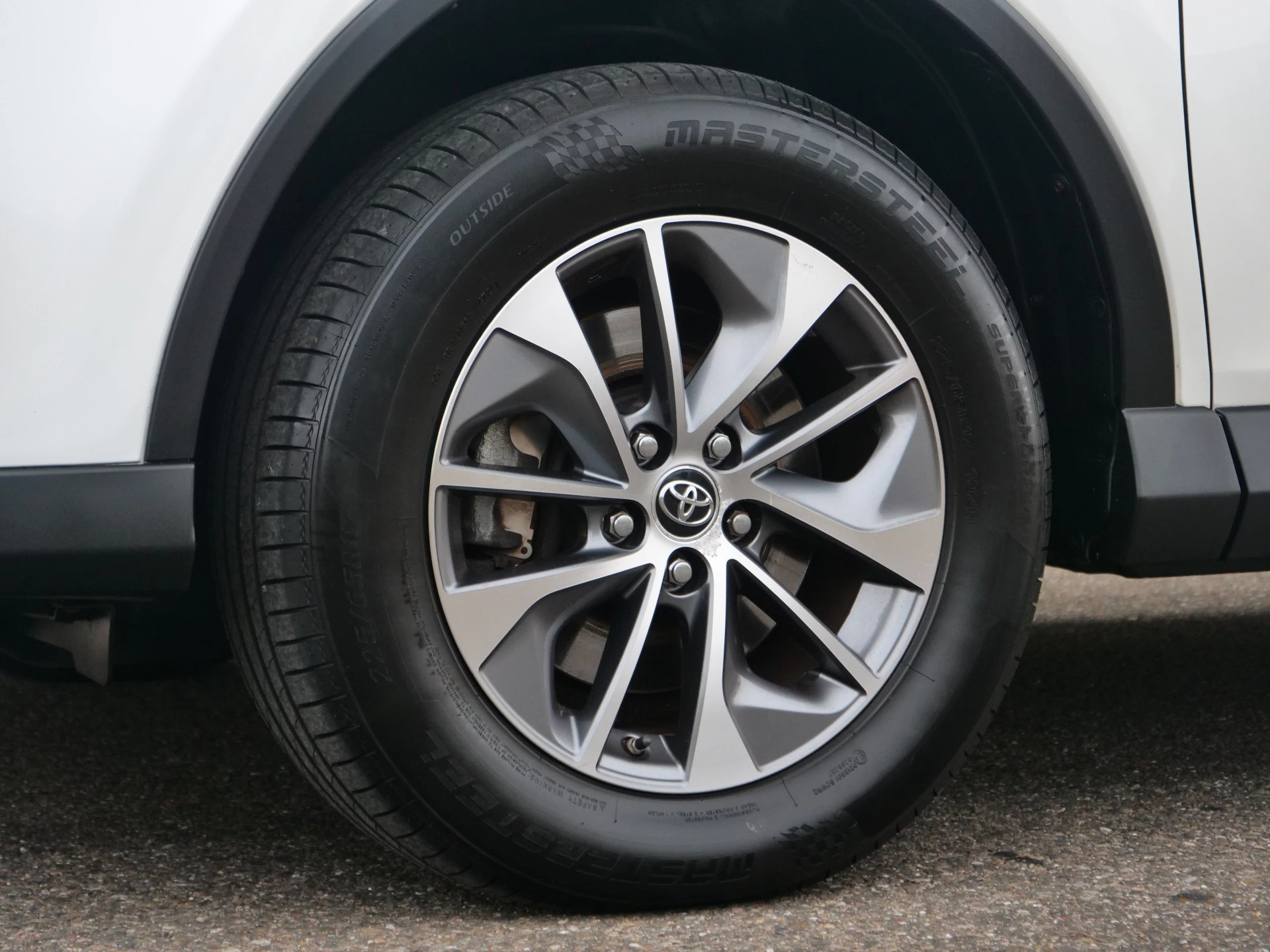 Hoofdafbeelding Toyota RAV4