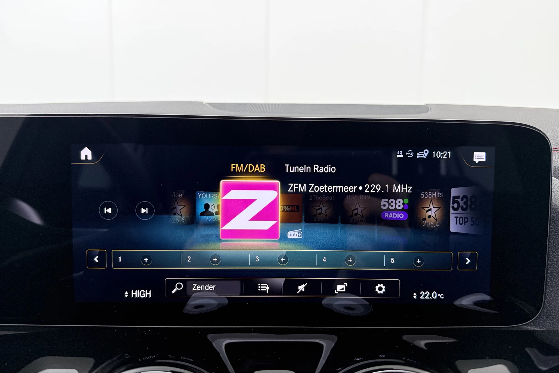 Hoofdafbeelding Mercedes-Benz EQA