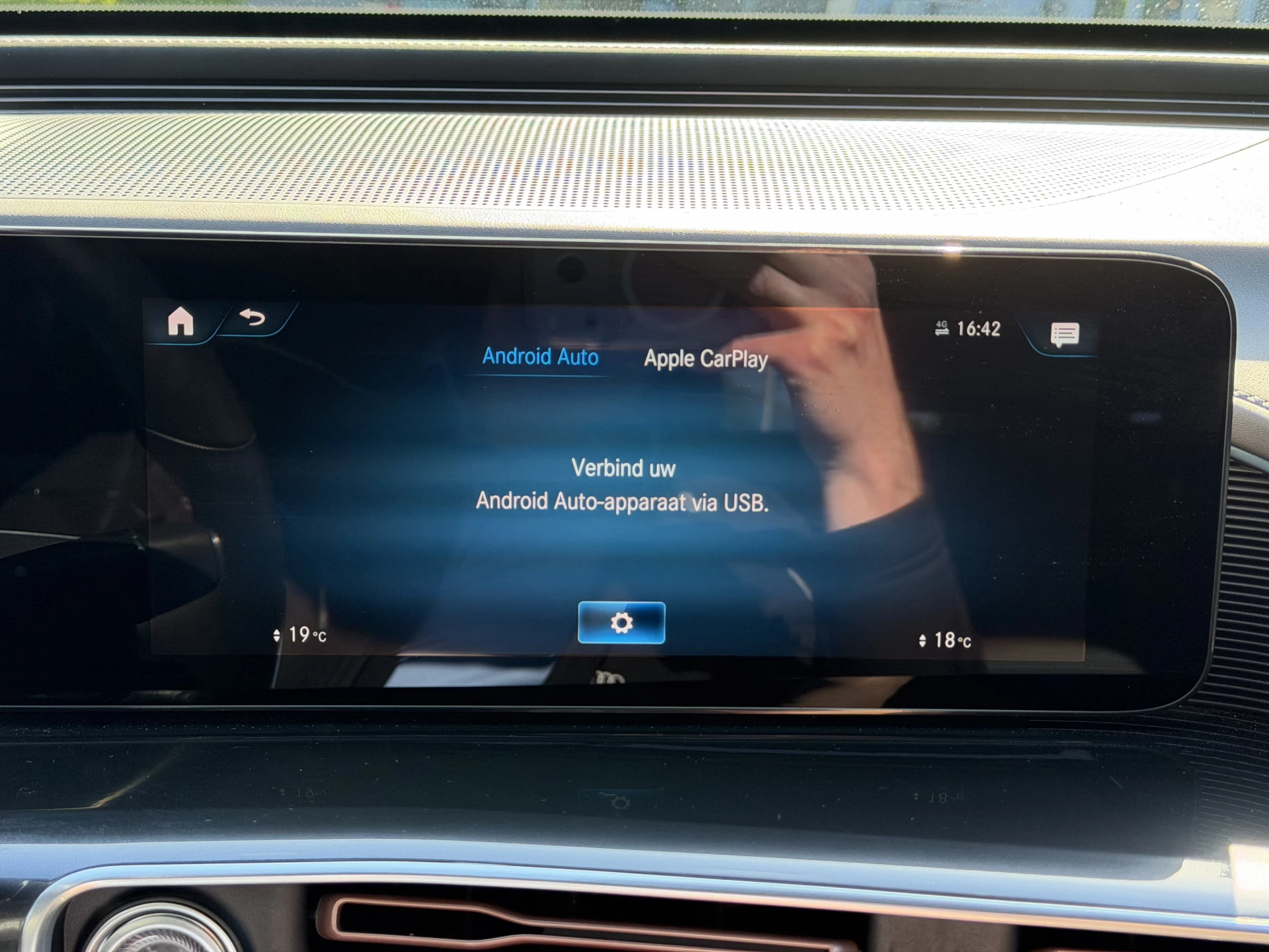 Hoofdafbeelding Mercedes-Benz EQC